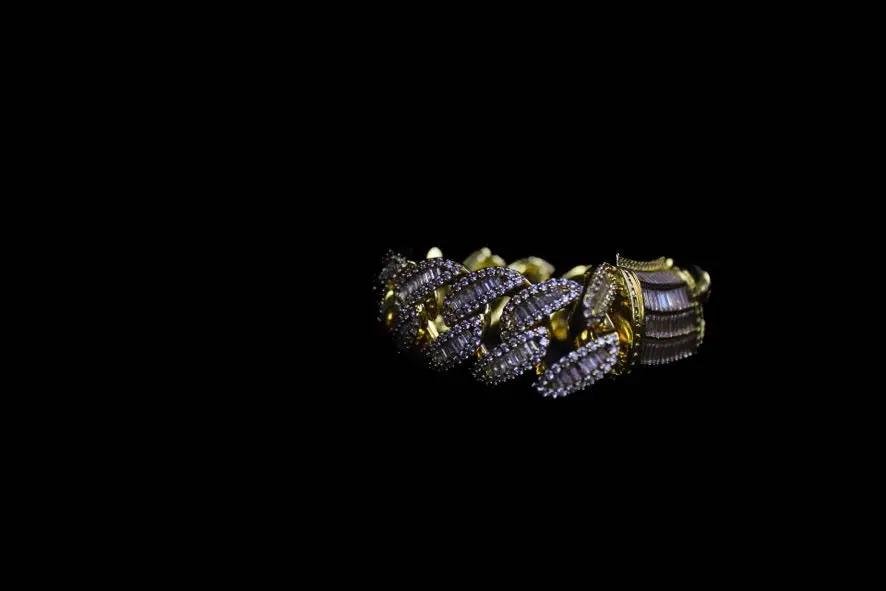 Buckle Up 15mm Gold Set - Stellar Sparque