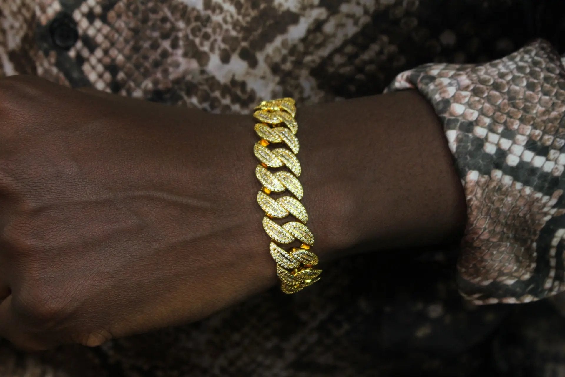 BUCKLE UP 15mm Miami Gold Cuban Bracelet - Stellar Sparque