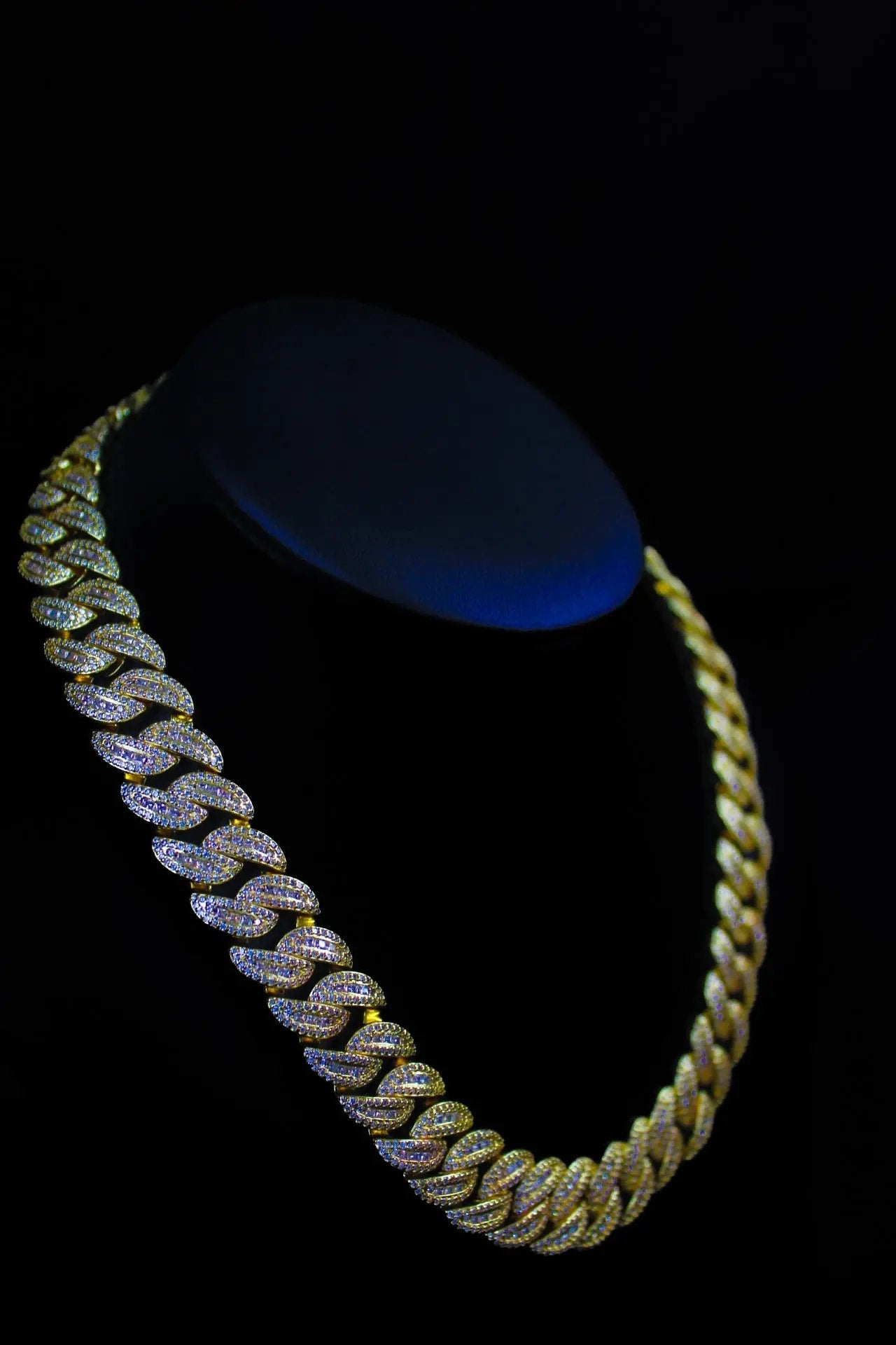 BUCKLE UP 15mm Miami Gold Cuban Chain - Stellar Sparque