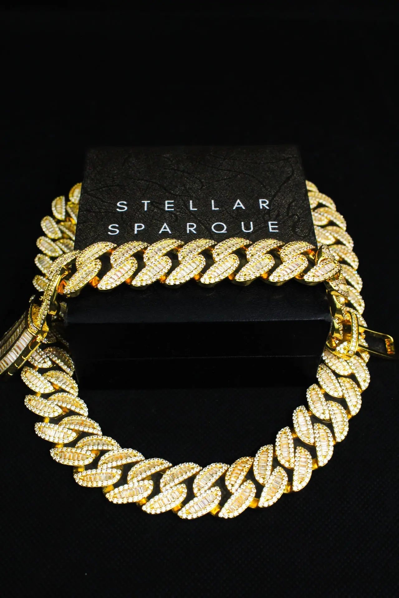 Buckle Up 20mm Gold Set - Stellar Sparque