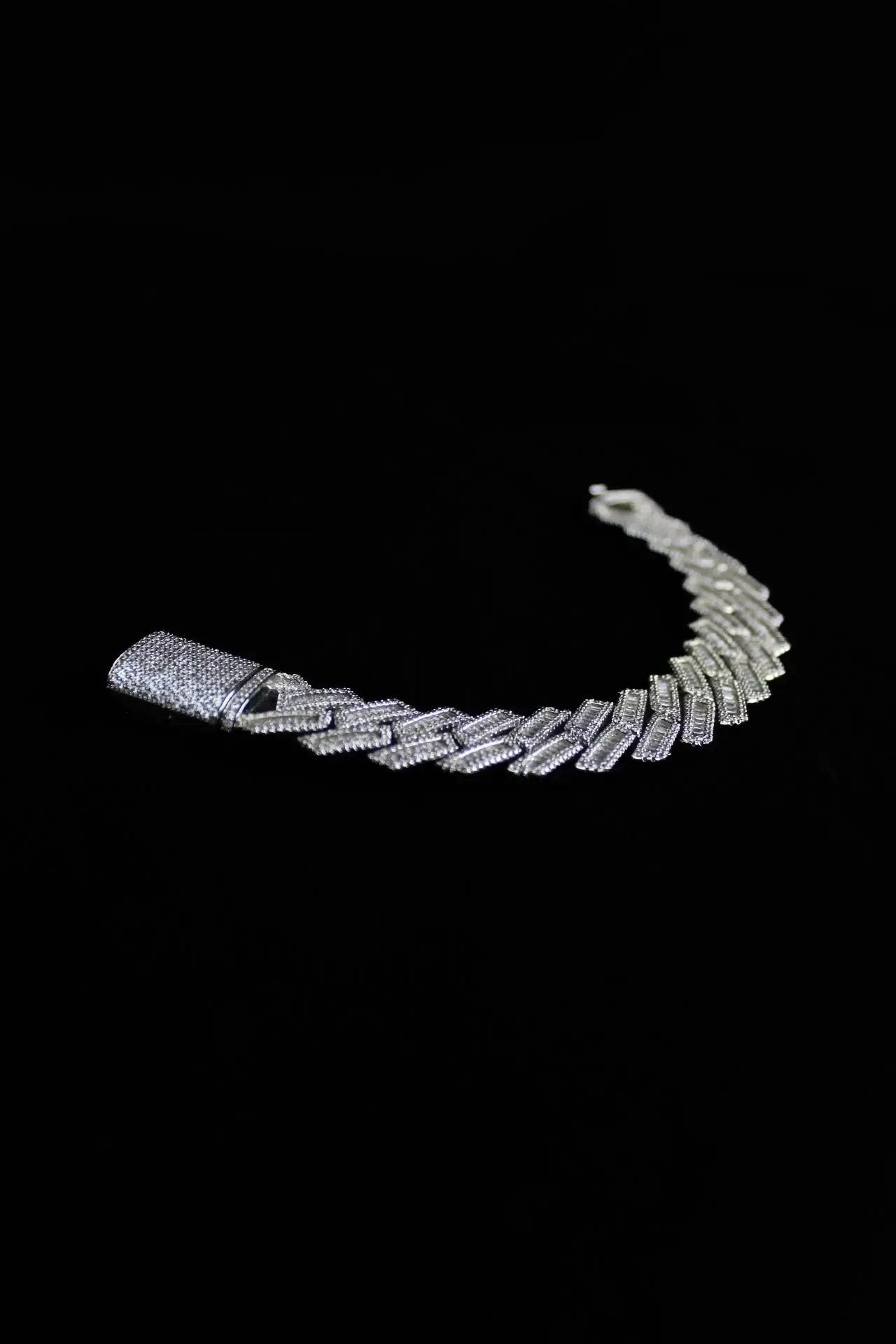 ENERGY 18mm Cuban Bracelet White Gold - Stellar Sparque