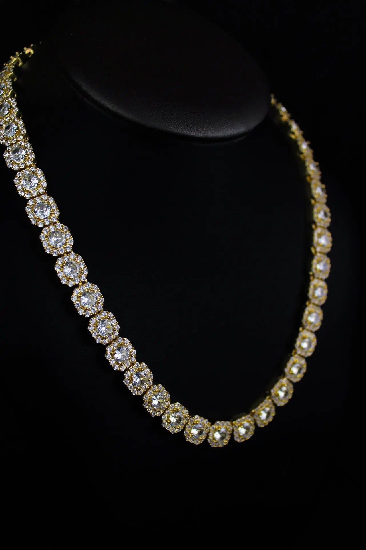 ICON 10mm Clustered Tennis Chain Gold - Stellar Sparque