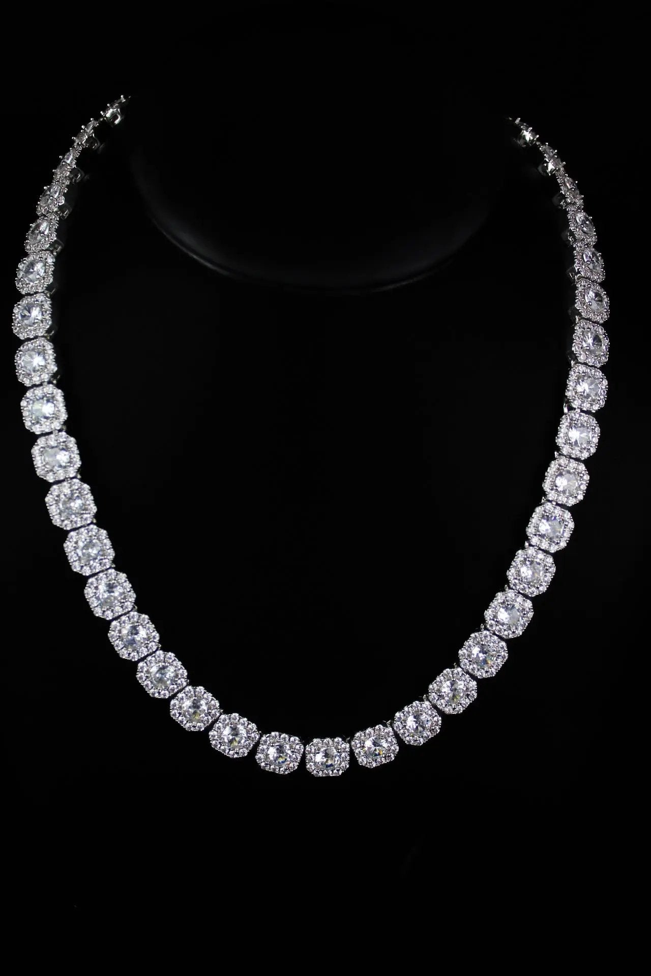 ICON 10mm Clustered Tennis Chain Platinum - Stellar Sparque