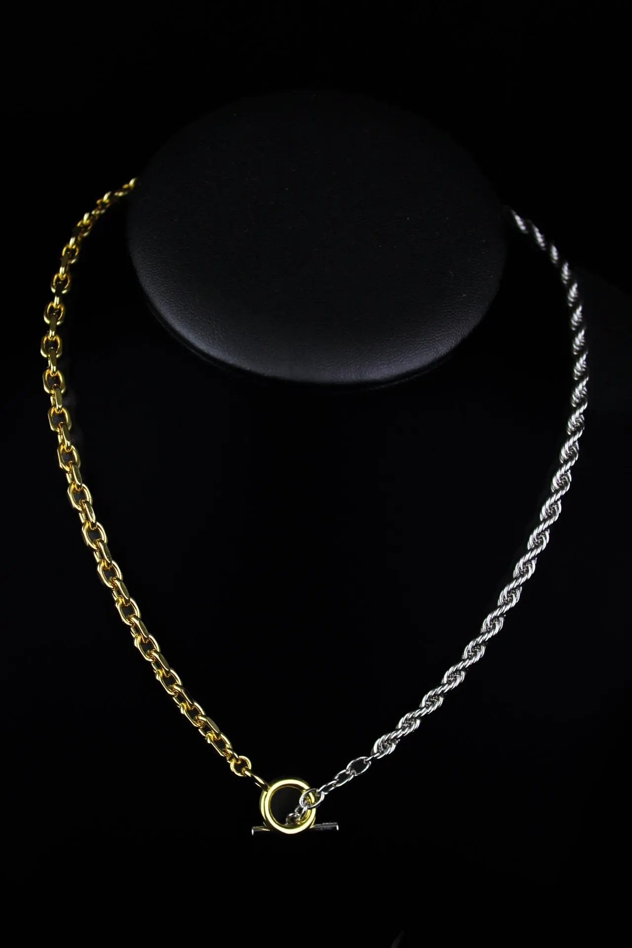 LEVEL UP Clavicle Necklace - Stellar Sparque