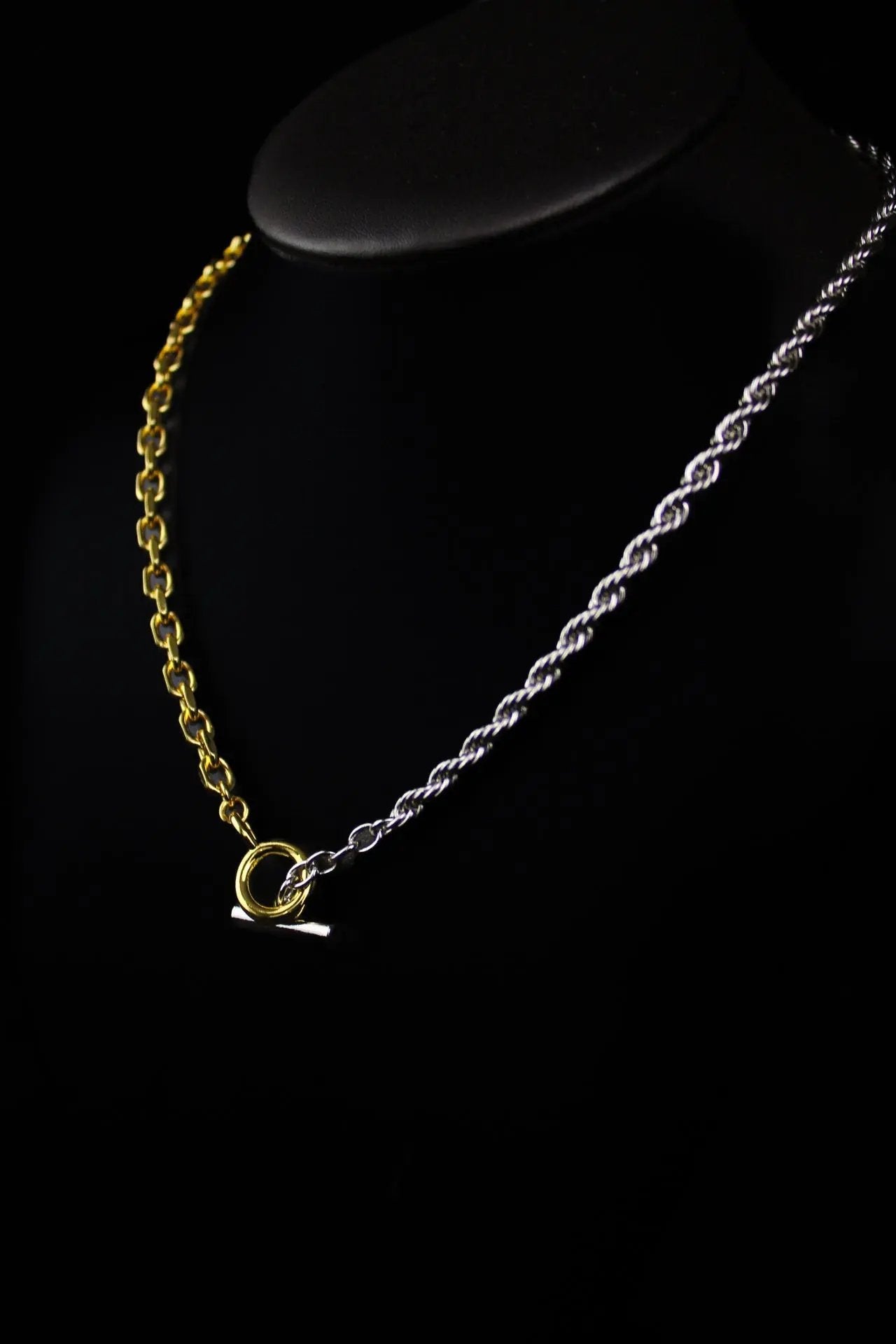 LEVEL UP Clavicle Necklace - Stellar Sparque