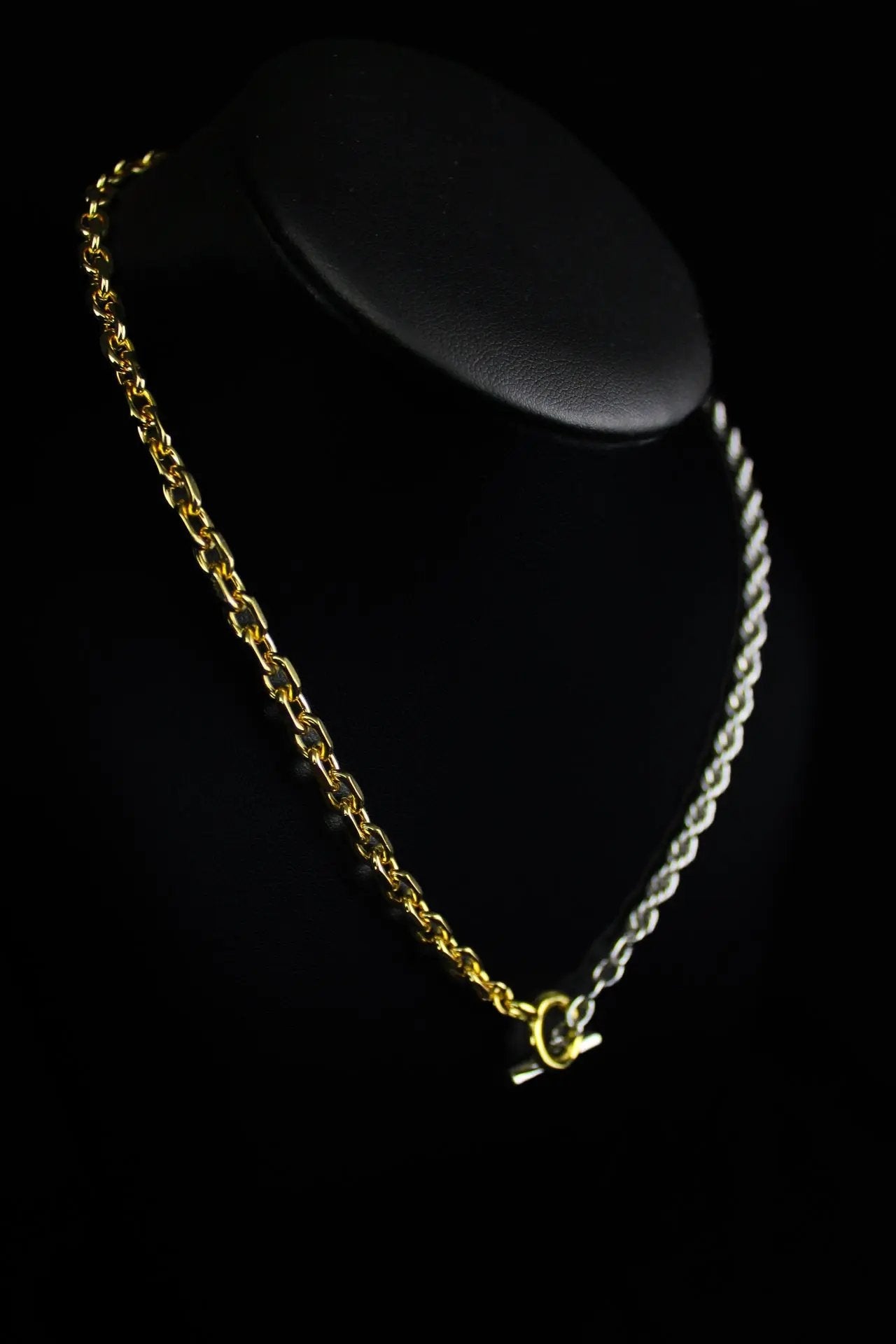 LEVEL UP Clavicle Necklace - Stellar Sparque