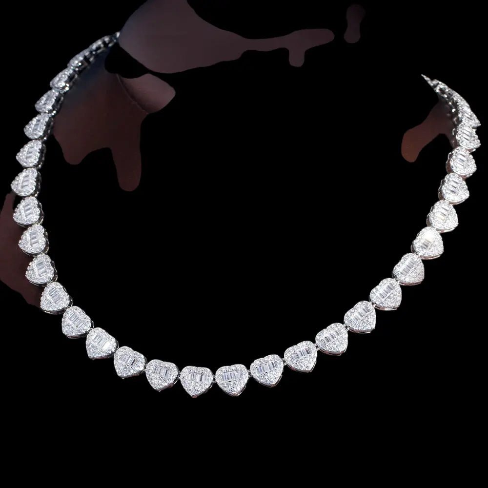 LJUBAV Heart - shaped Clustered Cuban Necklace - Stellar Sparque