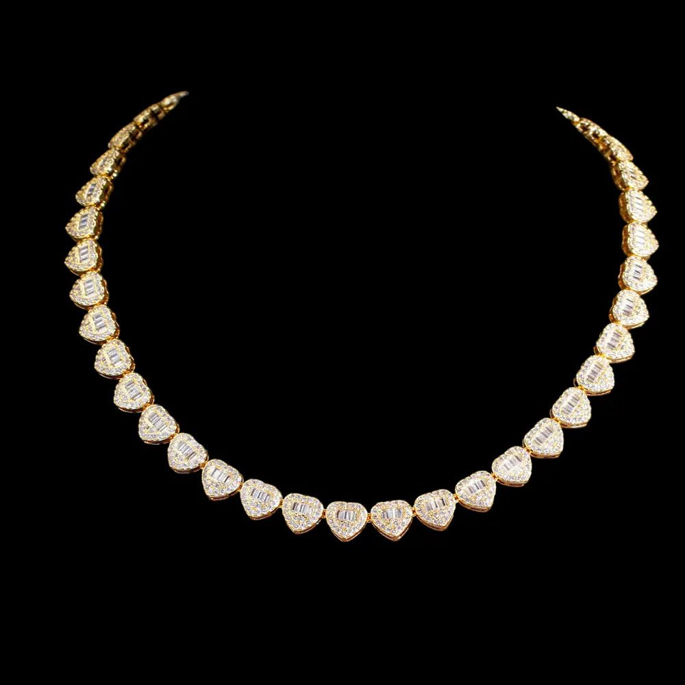 LJUBAV Heart - shaped Clustered Cuban Necklace - Stellar Sparque