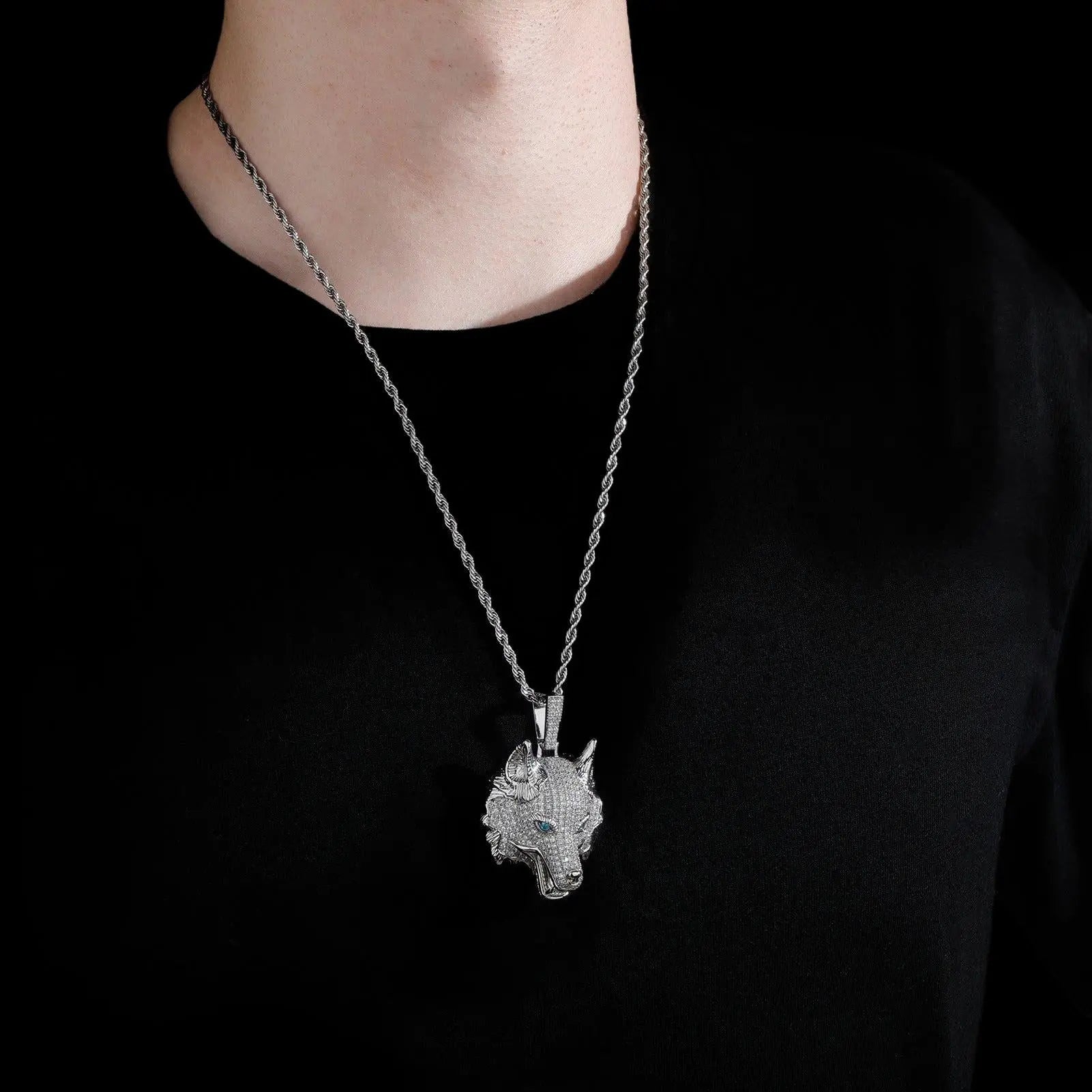 LOYALTY Pendant Necklace - Stellar Sparque
