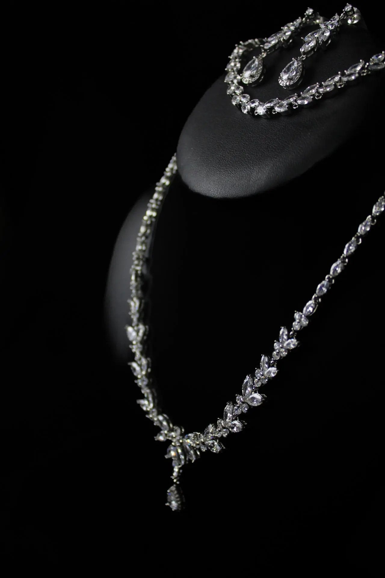 QUIET LUXURY 3 Pieces Set - Stellar Sparque