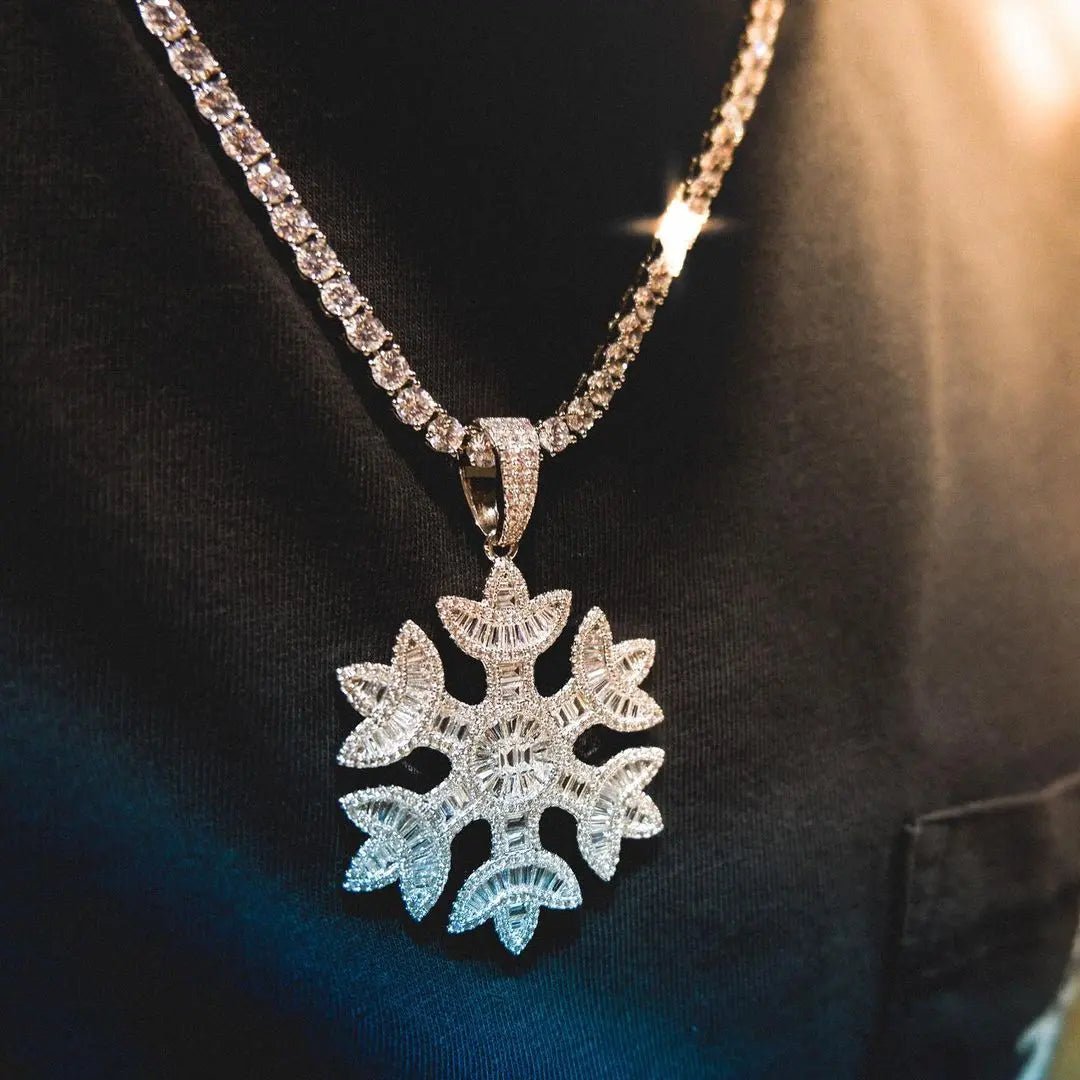 SNOW Pendant Necklace - Stellar Sparque