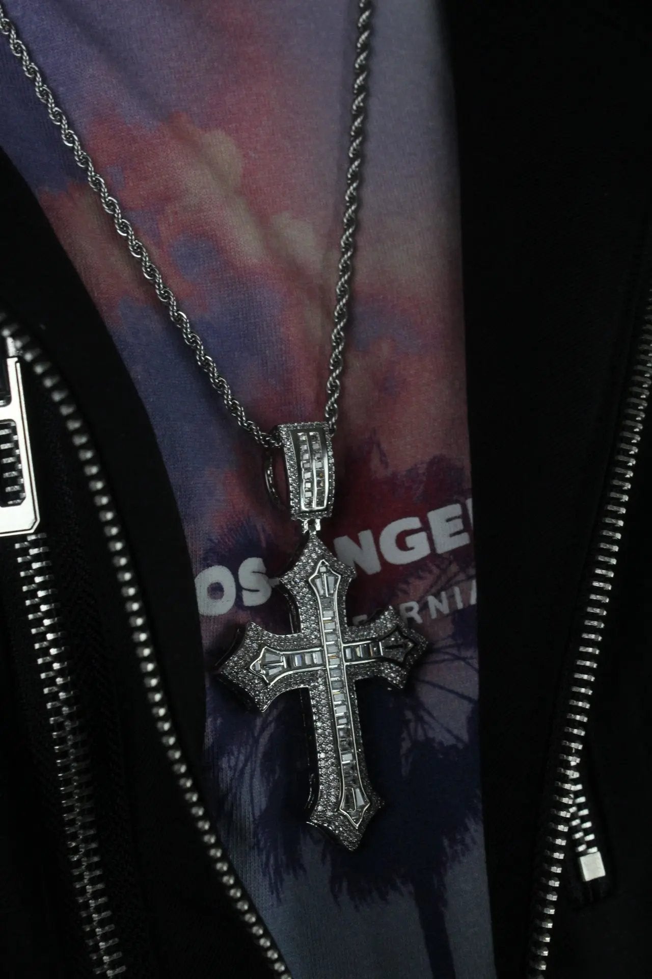 STRENGTH Cross Pendant Necklace - Stellar Sparque