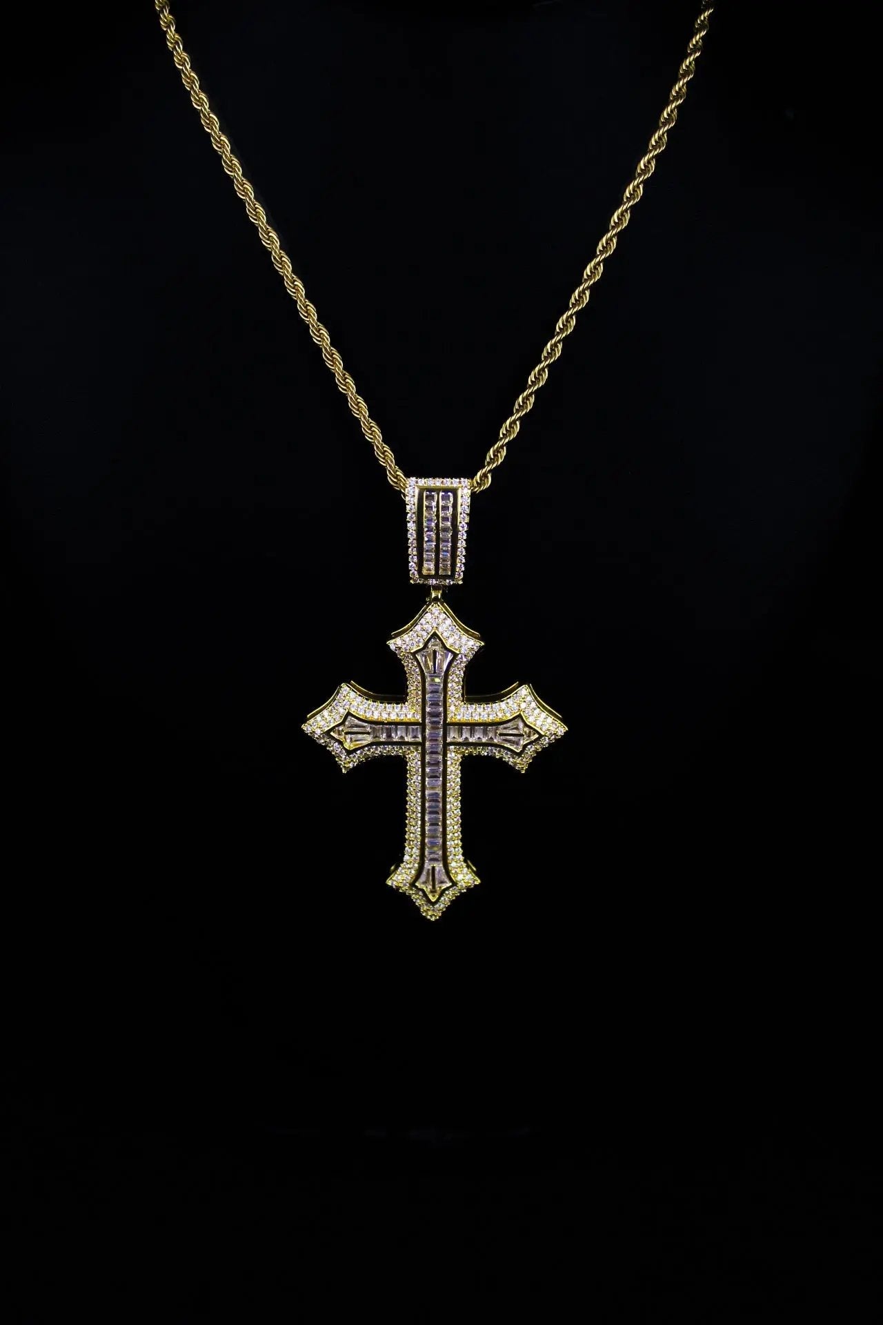 STRENGTH Cross Pendant Necklace - Stellar Sparque